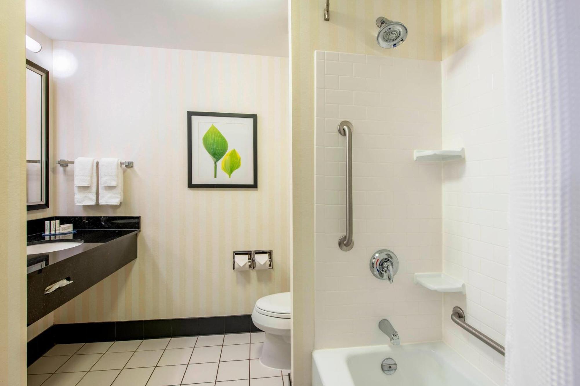 Fairfield Inn & Suites By Marriott Winnipeg Bagian luar foto