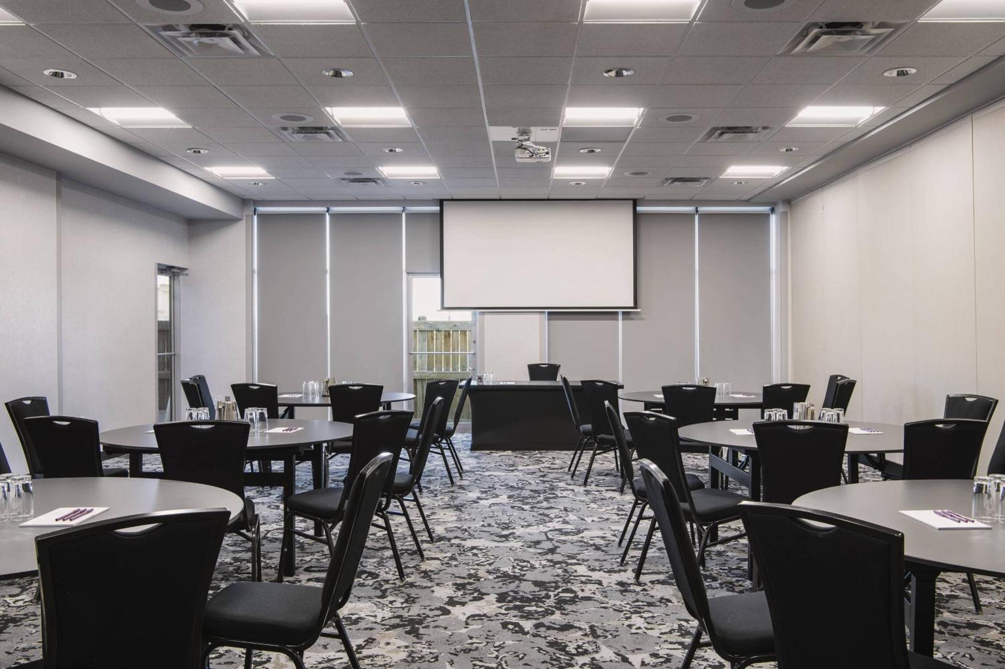 Fairfield Inn & Suites By Marriott Winnipeg Bagian luar foto