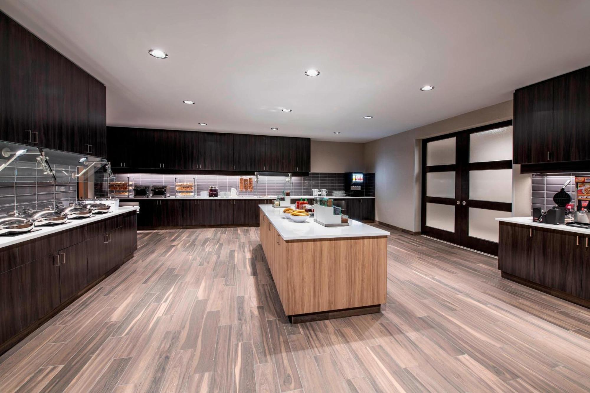 Fairfield Inn & Suites By Marriott Winnipeg Bagian luar foto