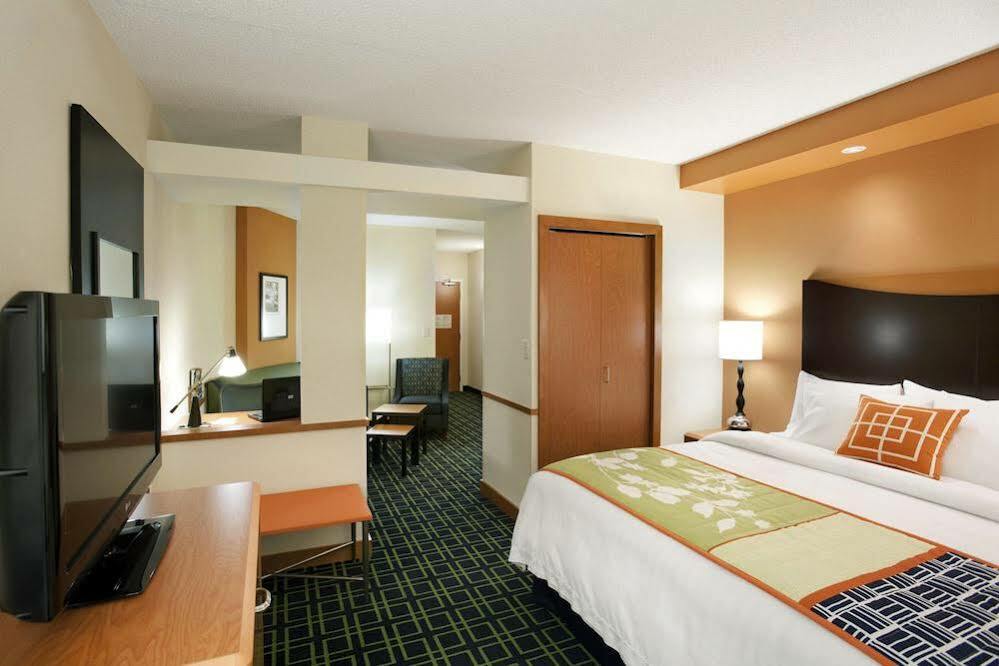 Fairfield Inn & Suites By Marriott Winnipeg Bagian luar foto