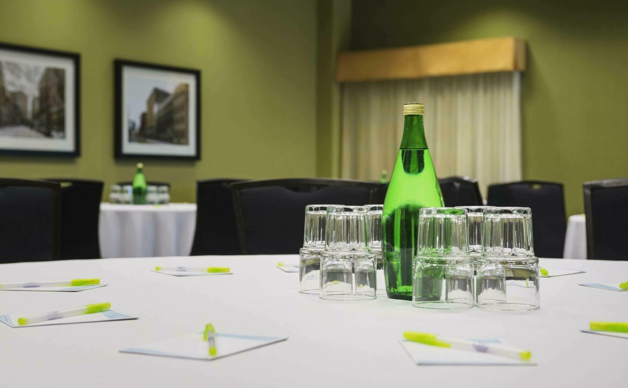Fairfield Inn & Suites By Marriott Winnipeg Bagian luar foto